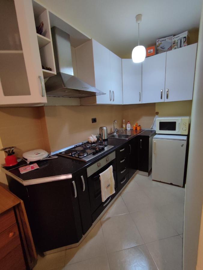 Flat White Apartment Kruje Bagian luar foto
